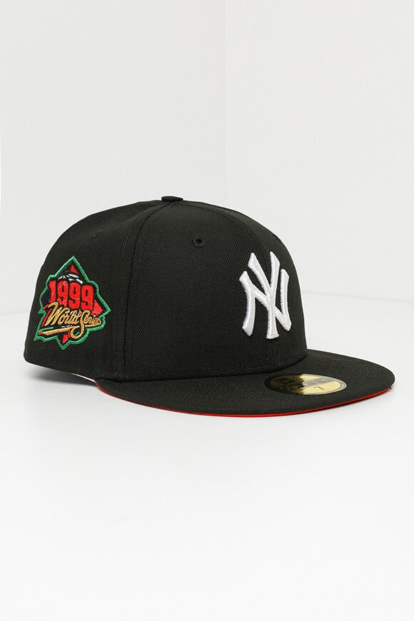 New Era 59Fifty Cap - Schwarz + Rot 7 1/8 Herren