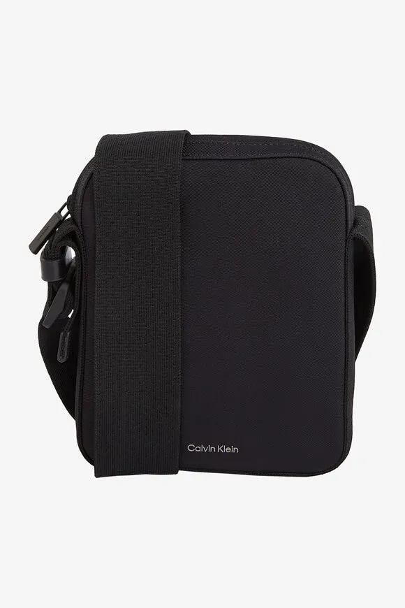 Calvin Klein Ease Umhängetasche - Black Einheitsgroesse Herren