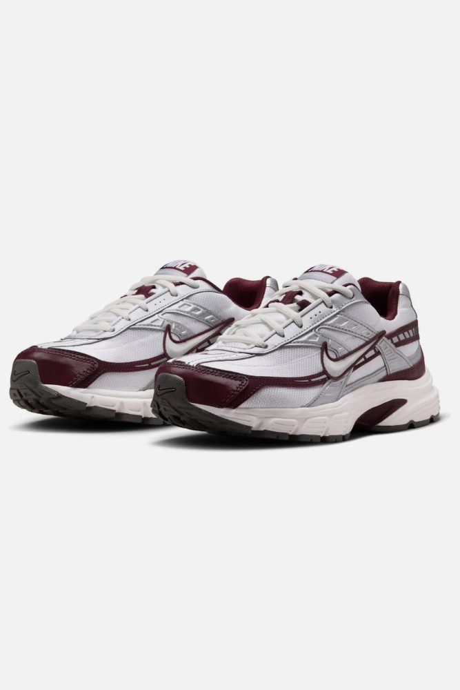 Nike Initiator Sneaker - White + Sail + Burgundy Crush EU38 Damen