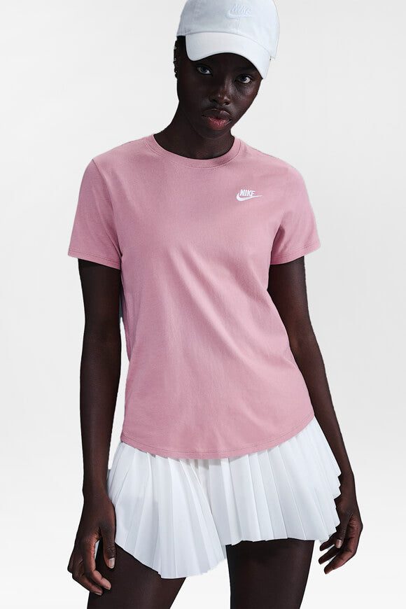 Nike Sportswear Club Essentials T-Shirt - Elemental Pink XS Damen