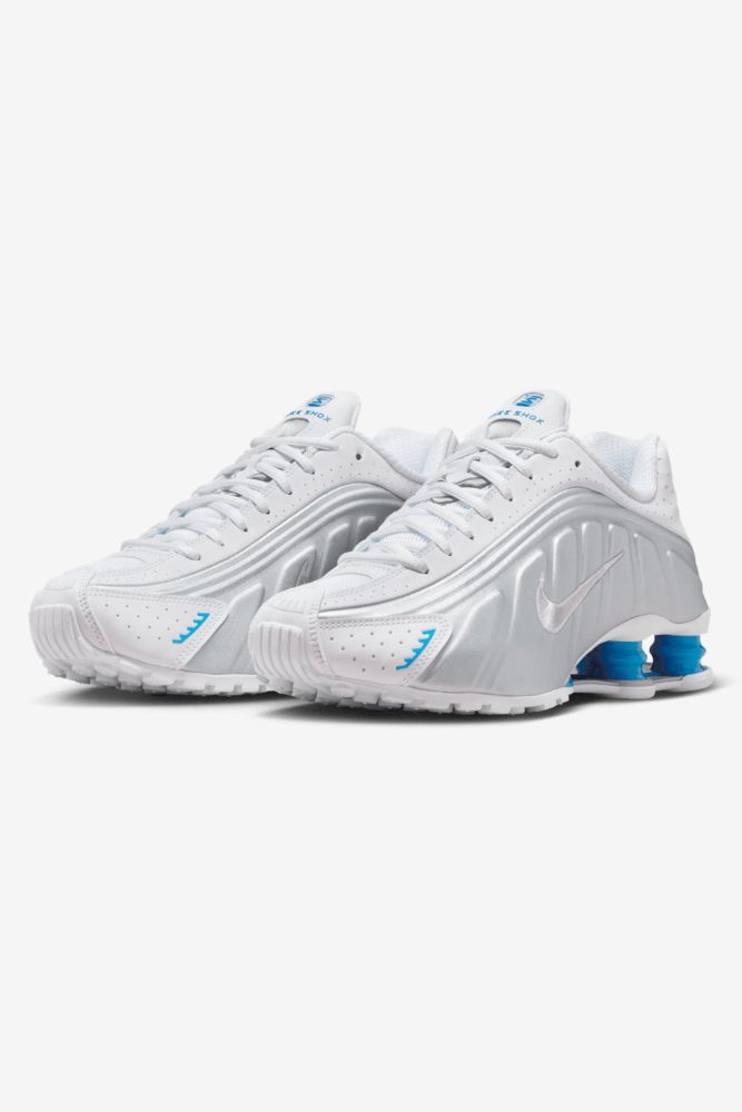 Nike Shox R4 Sneaker - White + Metallic Silver EU37.5 Damen