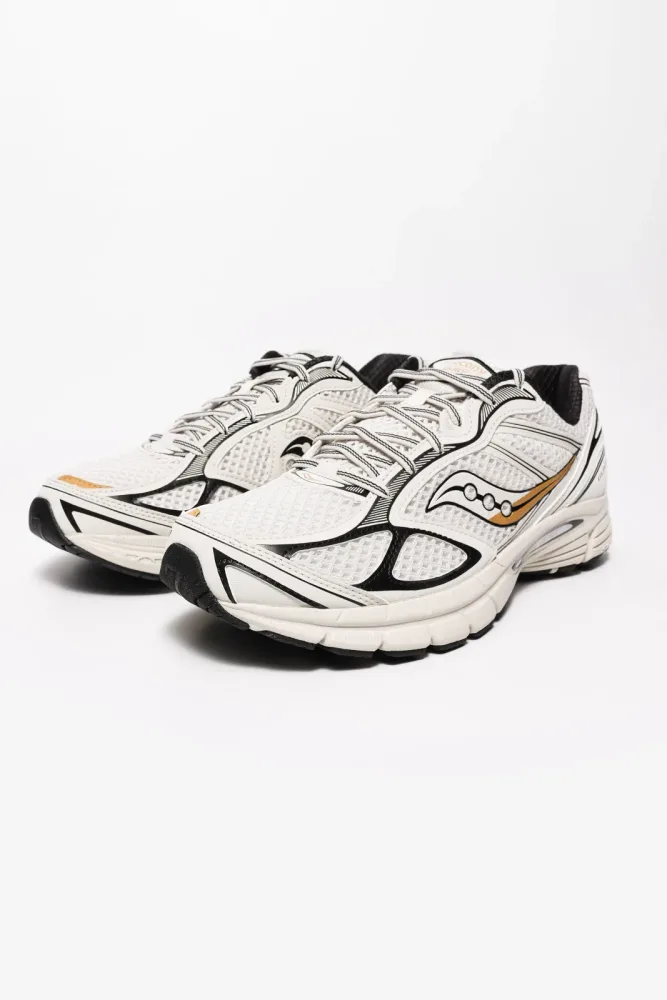 Saucony Progrid Guide 7 Sneaker - Onyx + Gold EU38.5