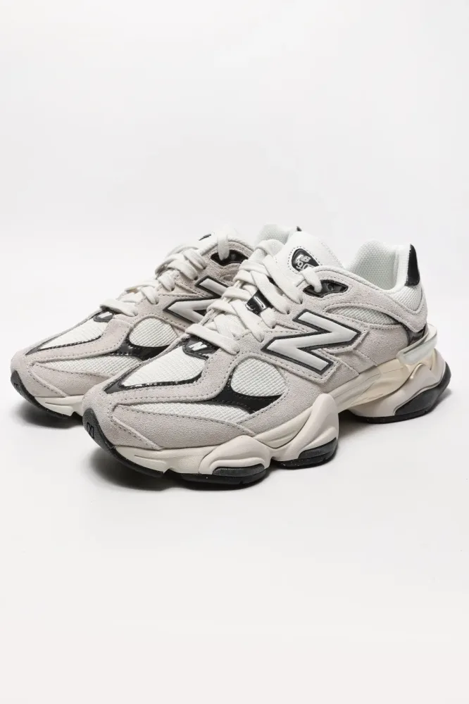New Balance 9060 Core Upgrade / Sneaker unisex, beige, Grösse: 38.5