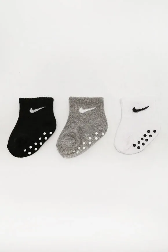 Nike Dreierpack Anti-Rutsch Baby Socken - Grau meliert + Weiss + Schwarz EU16-17