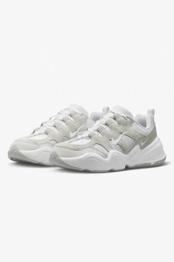Nike Nike Tech Hera Sneaker - White + Summit White EU38.5 Damen