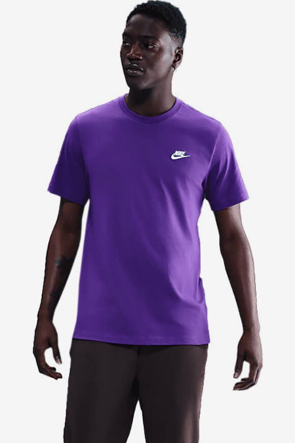 Nike Sportswear Club T-Shirt - Purple S Herren