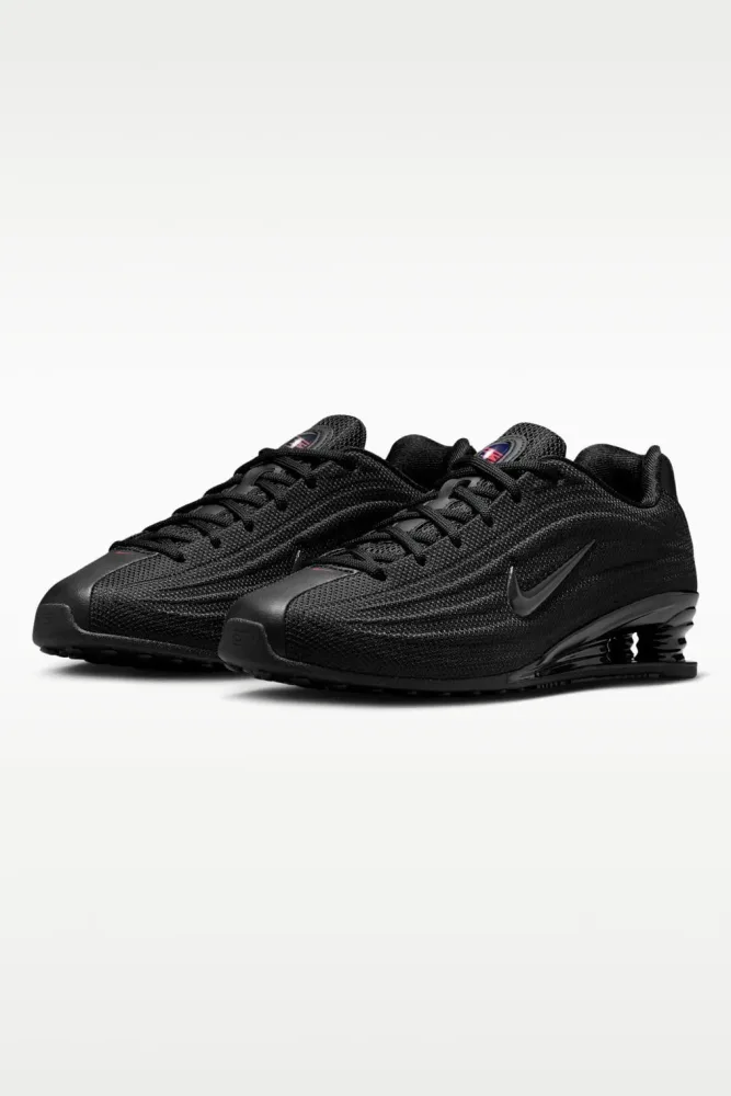 Nike Shox Z Sneaker - Black + University Red EU38.5 Damen