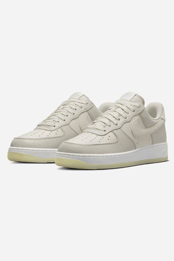 Nike Air Force 1 '07 LV8 Sneaker - Light Bone + Summit White EU41 Herren