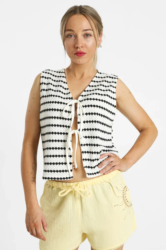 Only ONLEVA Crop Stricktop - Cloud Dancer + Black S Damen