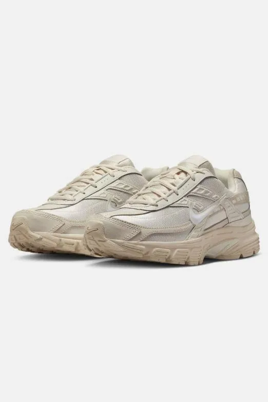 Nike Initiator Sneaker - Light Orewood Brown + Sail + Phantom EU37.5 Damen