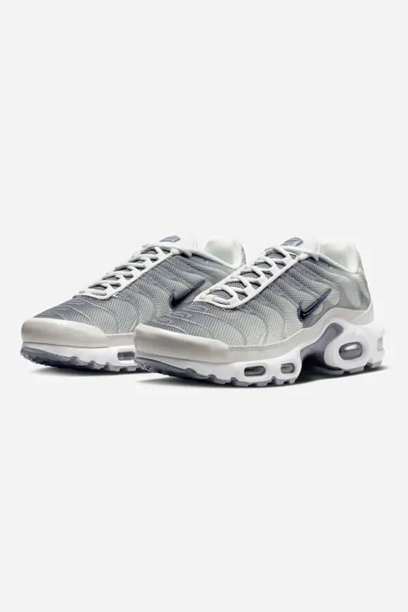 Nike Air Max Plus Sneaker - Summit White + Black + Smoke Grey EU36.5 Damen