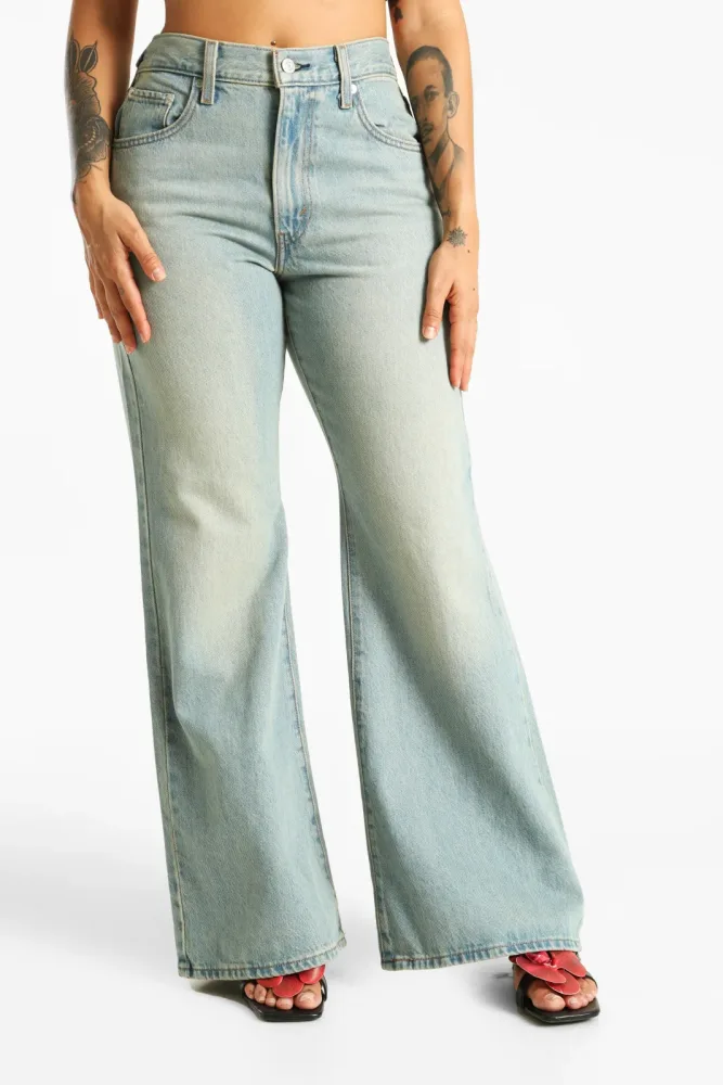 Levi's Cinch Flare Jeans L32 - Time To Dust Fp 24/32 Damen