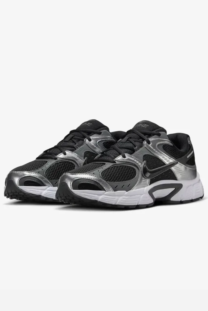 Nike V5 VNR Sneaker - Black + Anthracite EU42.5 Herren