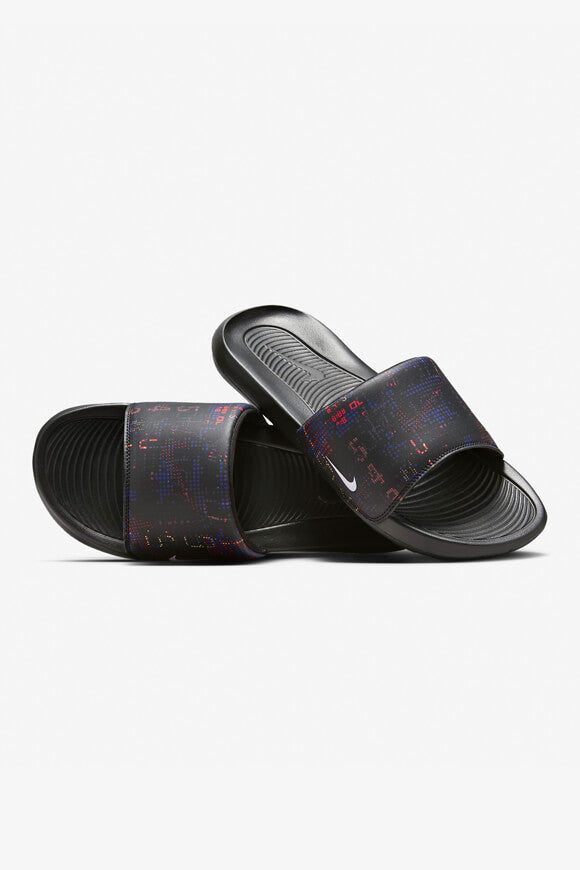Nike Victori One Pantoletten - Black + Multicolor EU41 Herren