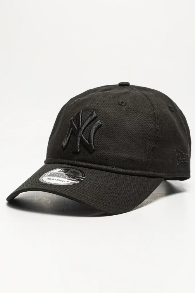 New Era 9Twenty Cap / Strapback - Black Einheitsgroesse Herren