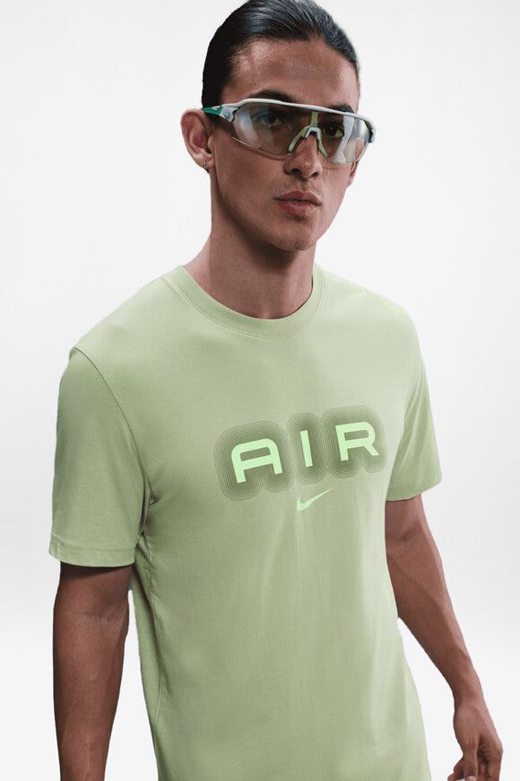 Nike Air T-Shirt - Olive Aura L Herren