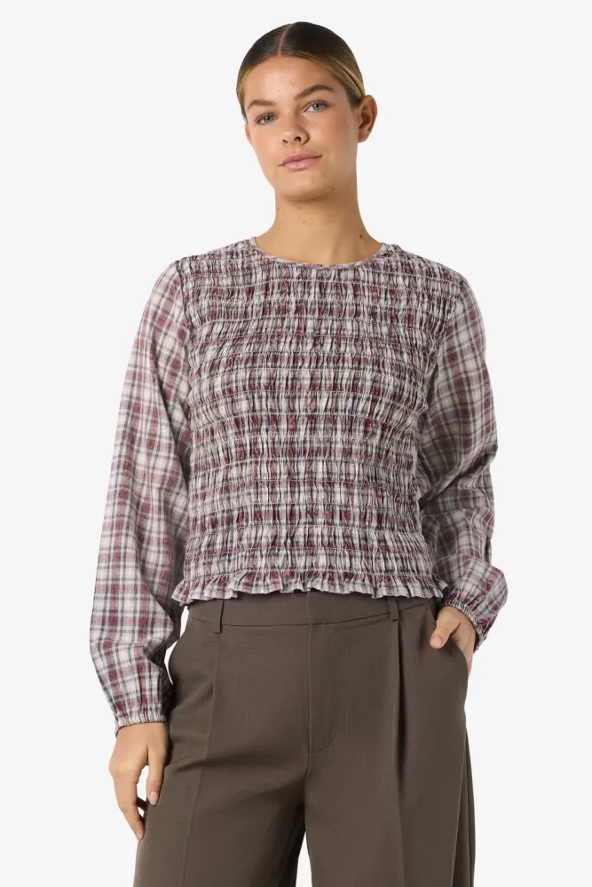 Noisy May NMNAOMI Gesmoktes Langarmshirt - Tibetan Red XS Damen