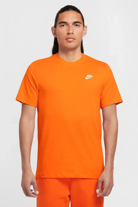 Nike Sportswear Club T-Shirt - Safety Orange M Herren