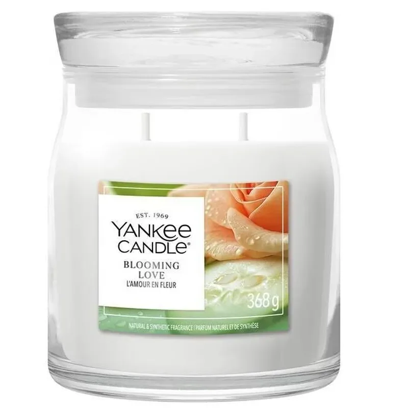 Yankee Candle Blooming Love Duftkerze (368g)