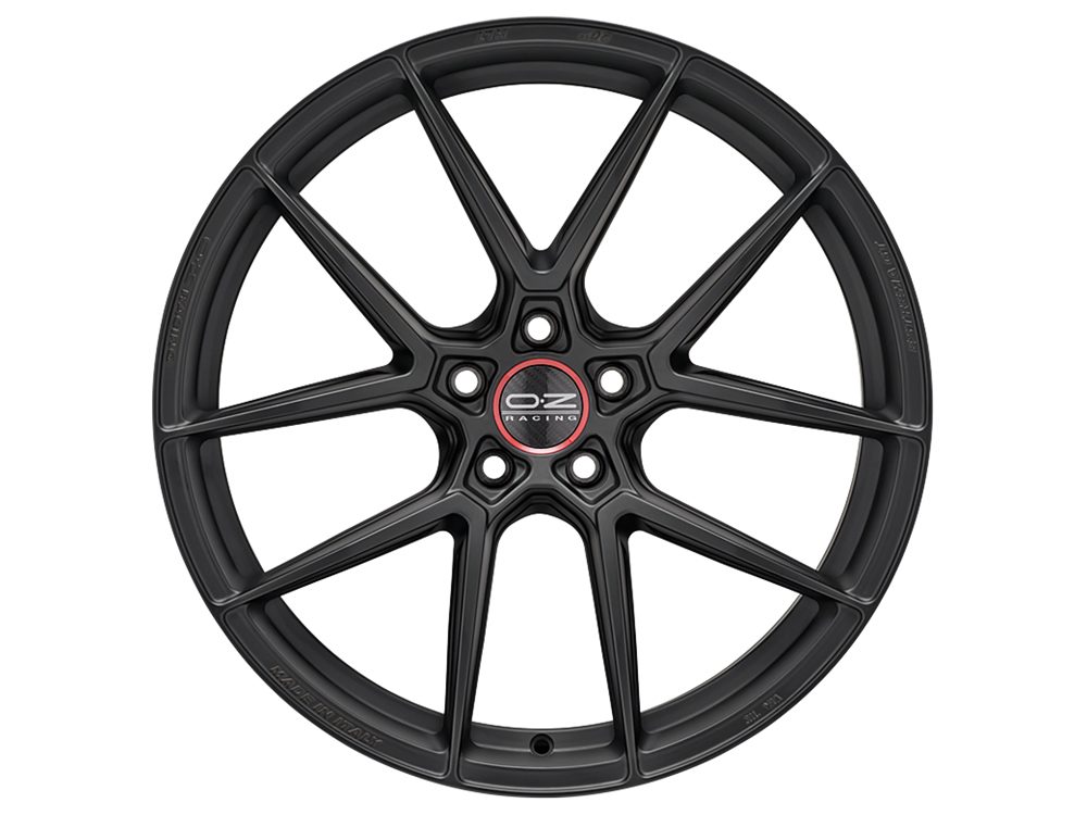 OZ ESTREMA GT HLT 8.5x18 5x114.3 ET30 SATIN BLACK Felgen