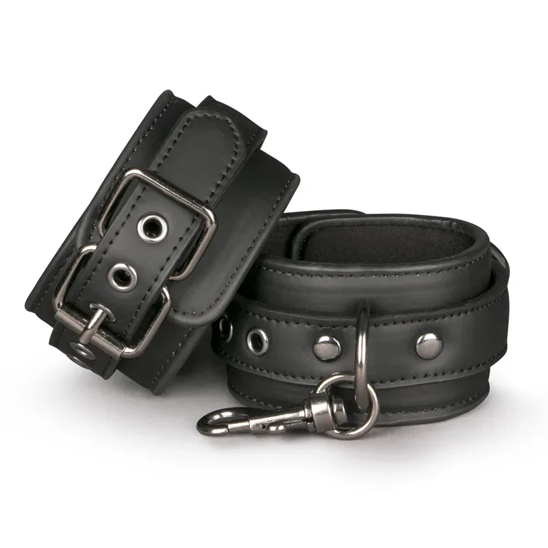 Schwarze Handschellen aus Leder
