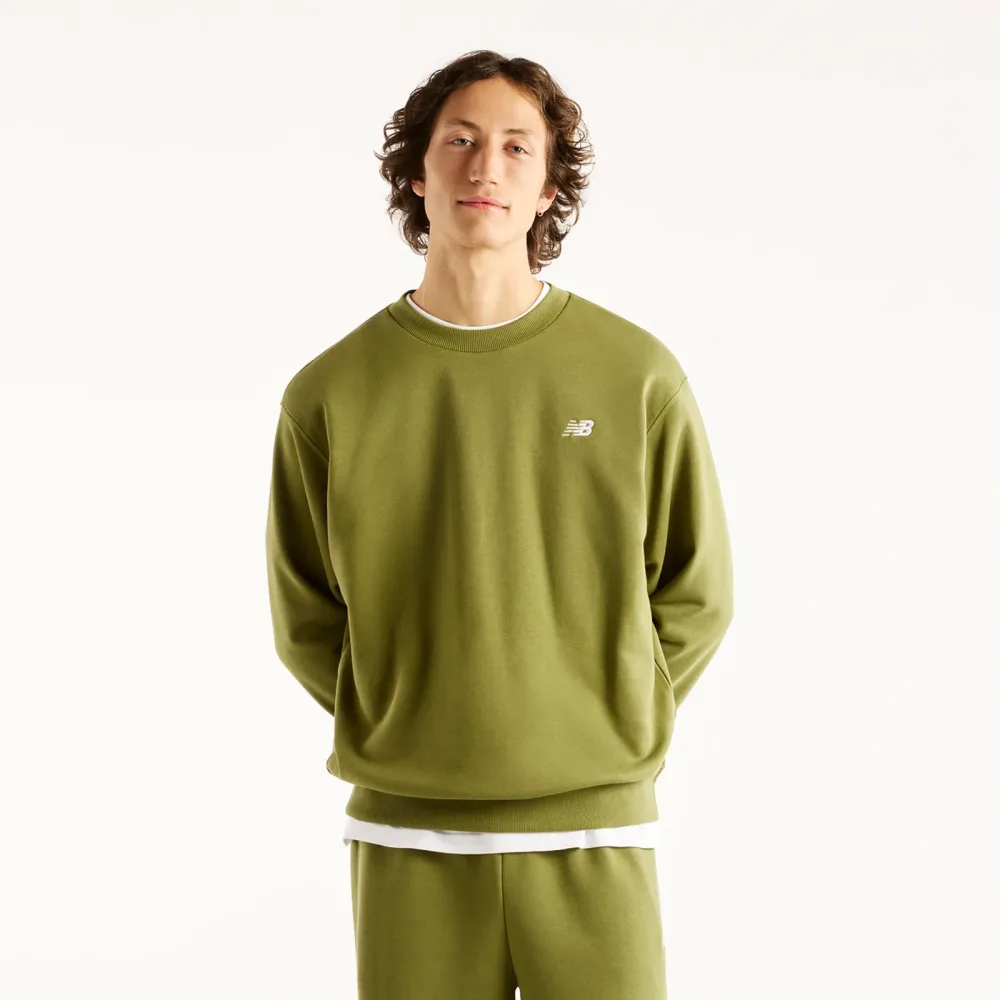 New Balance New Balance Sport Essentials Small Logo French Terry Crew Herren, grün, Grösse: M Relaxed Fit Herren, grün, Grösse: M