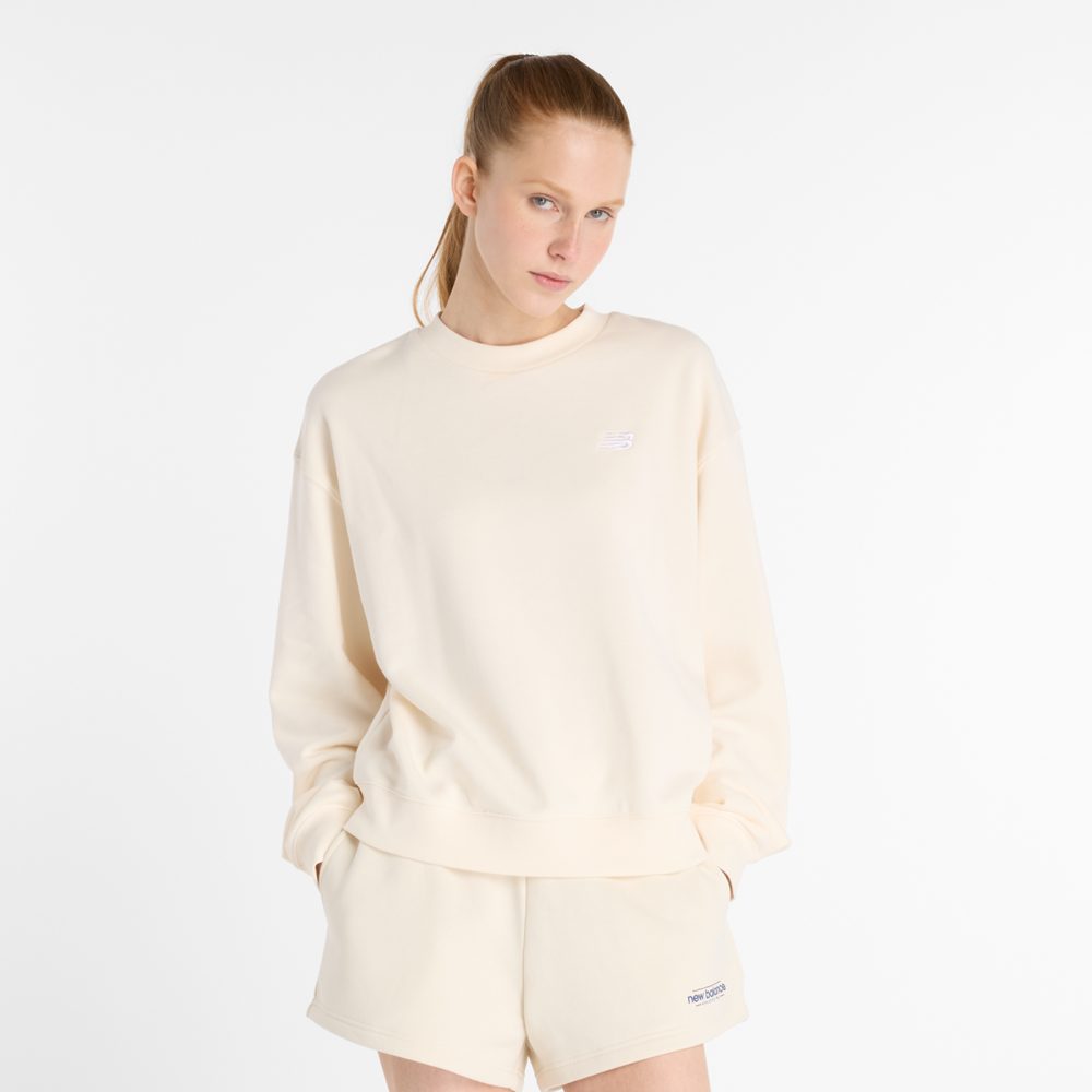 New Balance New Balance W Sport Essentials French Terry Small Logo Crew Damen, beige, Grösse: XS Oversized Fit Damen, beige, Grösse: XS