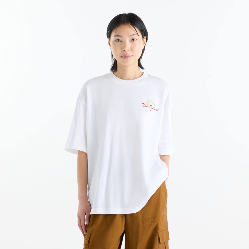 New Balance New Balance W Grab a Bite Tokyo Oversized T-Shirt Damen, weiss, Grösse: XS  Damen, weiss, Grösse: XS