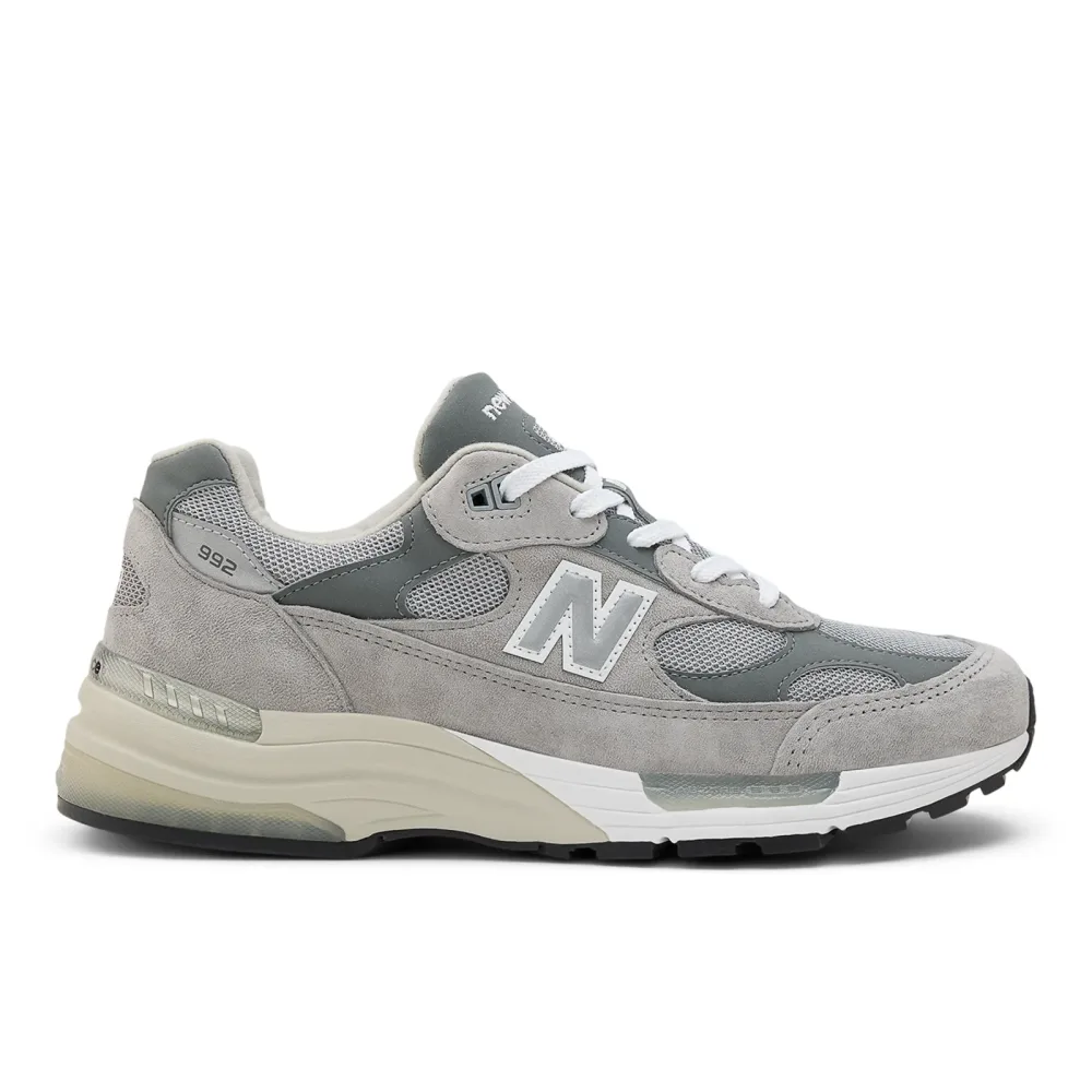 New Balance M 992 Made in USA Core Freizeitschuhe / Sneaker Herren, grau, Grösse: 37.5