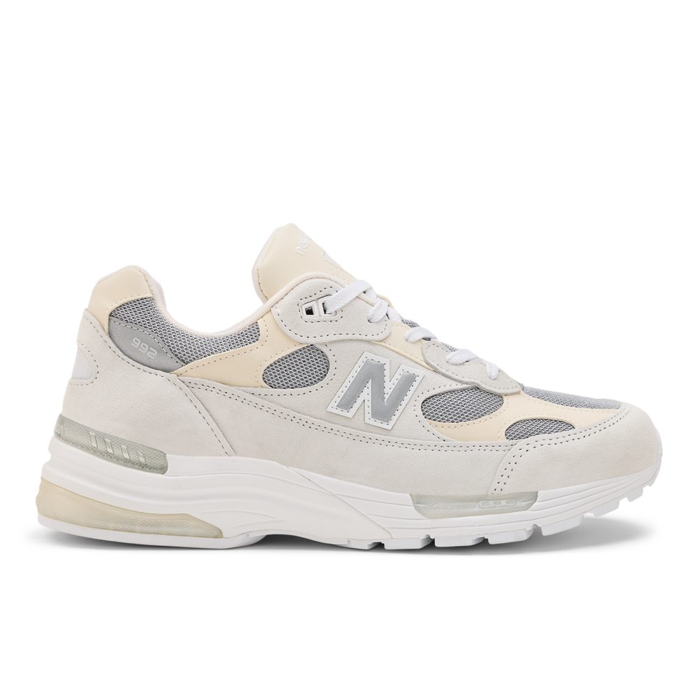 New Balance U 992 Made in USA Core Freizeitschuhe / Sneaker unisex, beige, Grösse: 36