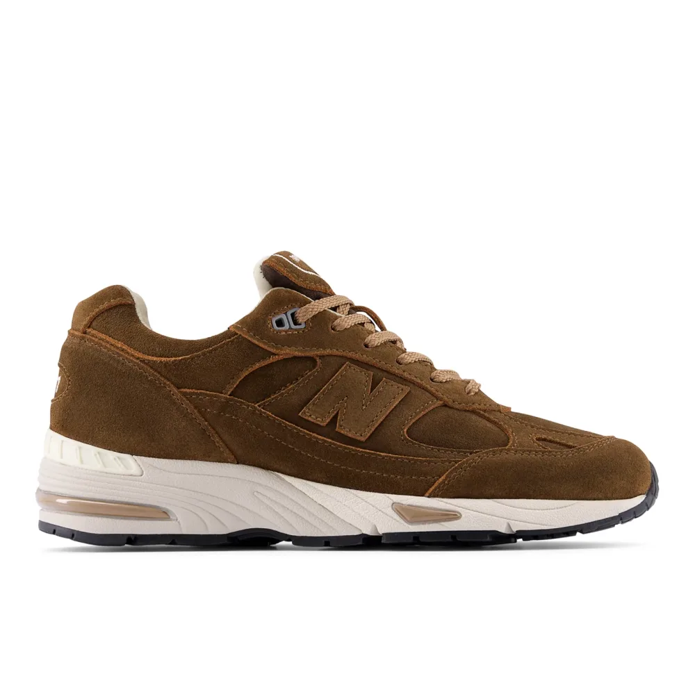 New Balance 991 v1 Made in UK Luxe Suede / Sneaker Herren, braun, Grösse: 41.5
