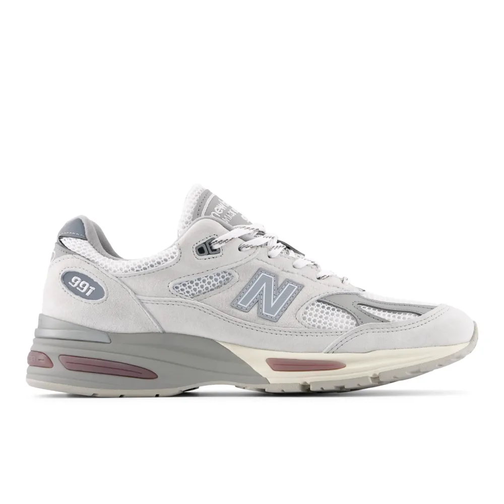 New Balance 991 v2 Made in UK Elevated / Sneaker unisex, grau, Grösse: 36