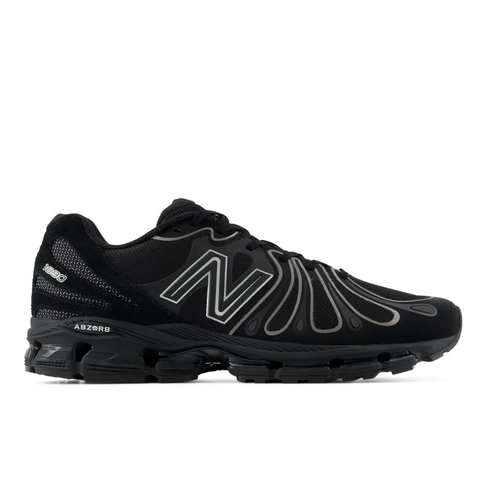 New Balance 1890 Essentials / Sneaker unisex, schwarz, Grösse: 36