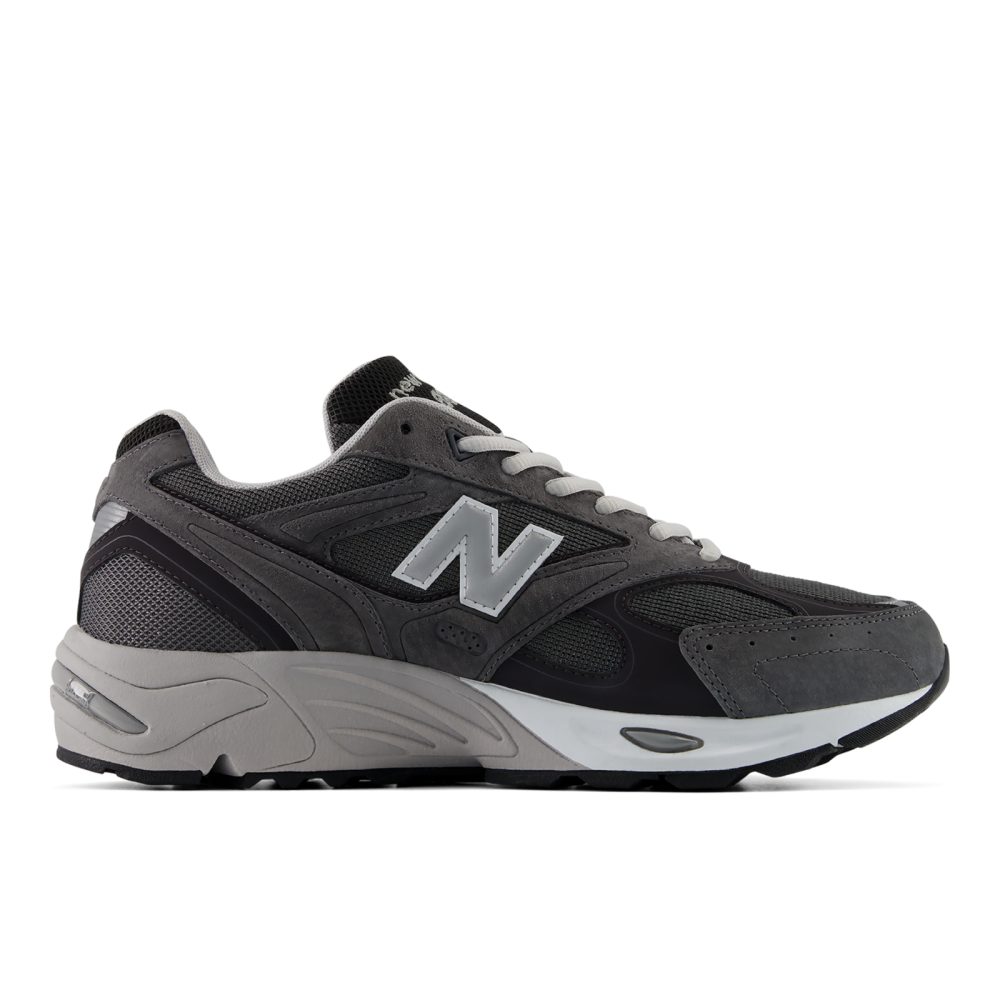 New Balance 880R Essentials / Sneaker unisex, grau, Grösse: 36