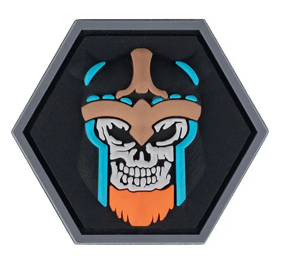 Klettabzeichen Hexagon skull viking - color