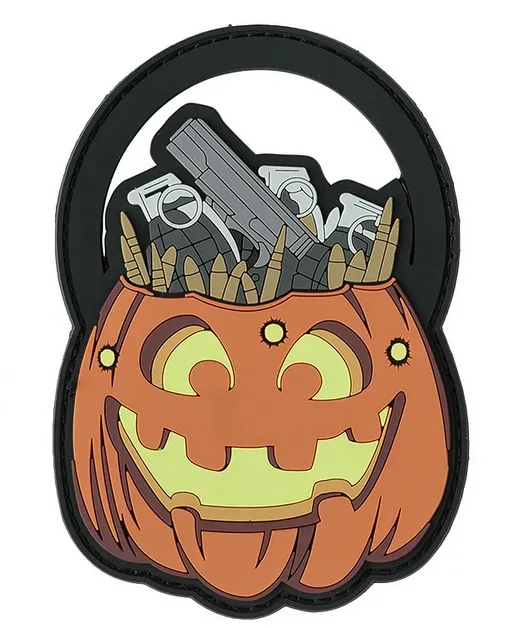 Klettabzeichen Trick or Treat - orange