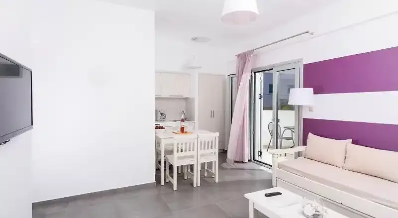 Angela Studios & Apartments