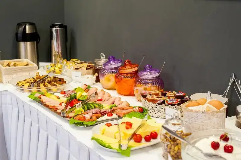 Elina Hotel