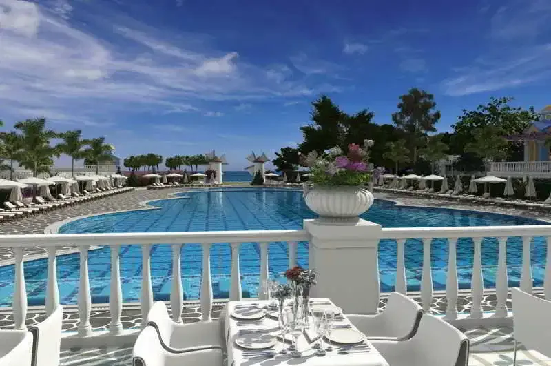 Rubi Platinum Spa Resort & Suites