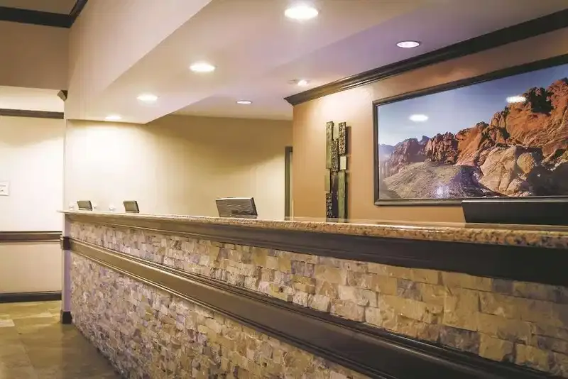 La Quinta Inn & Suites by Wyndham Las Vegas Airport South