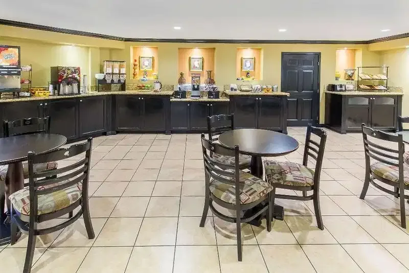 Ramada Ontario Airport
