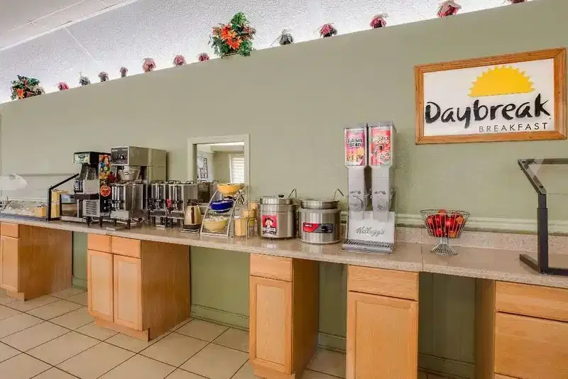 Days Inn by Wyndham Asheville West