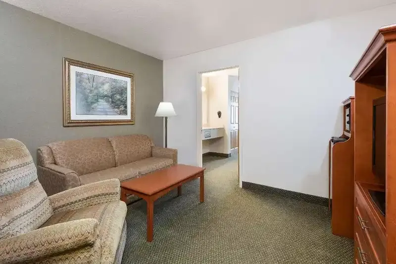 Days Inn & Suites by Wyndham Bozeman