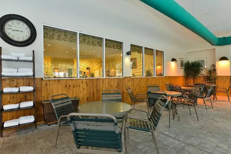 Best Western Plus Crossroads Inn & Suites