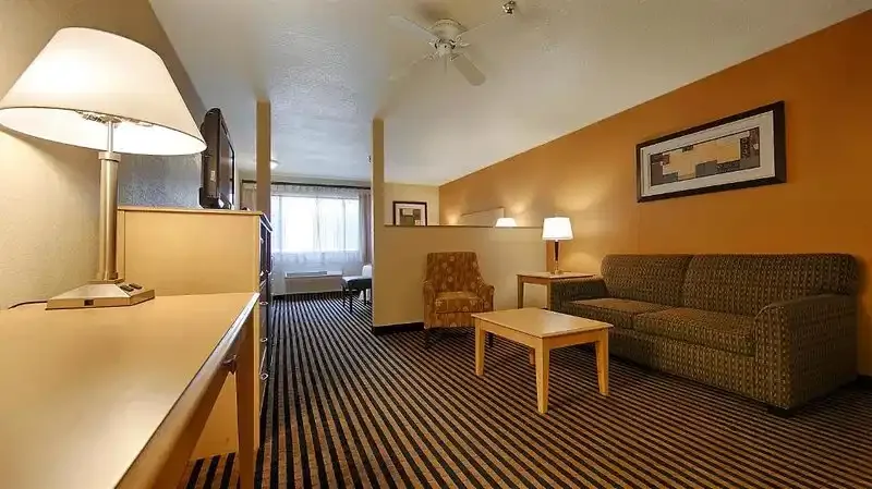 Best Western PLUS Executive Inn and Suites