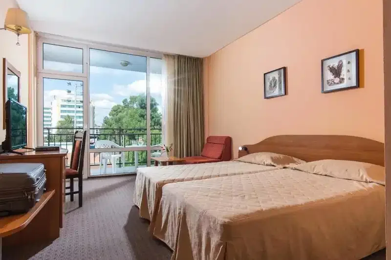 Flamingo Beach Hotel
