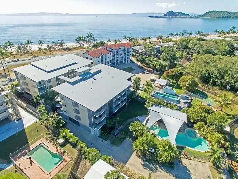 Beaches on Lammermoor Apartments