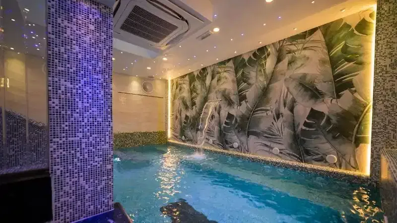 Hotel Center 1