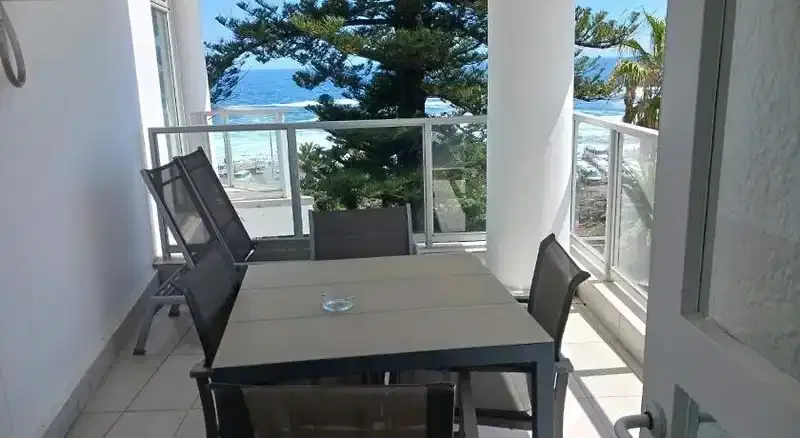 Peninsula All Suite Hotel