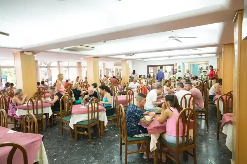 Amic Miraflores